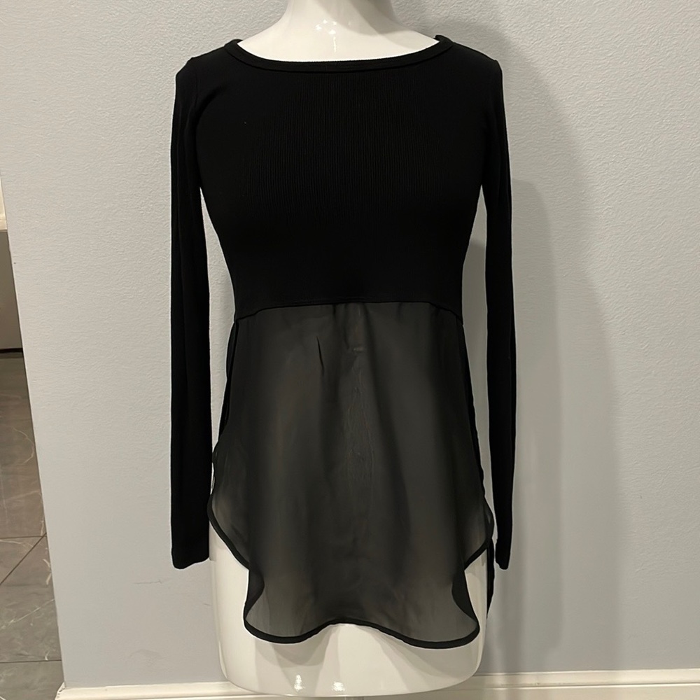 Bebe long sleeve top size XS